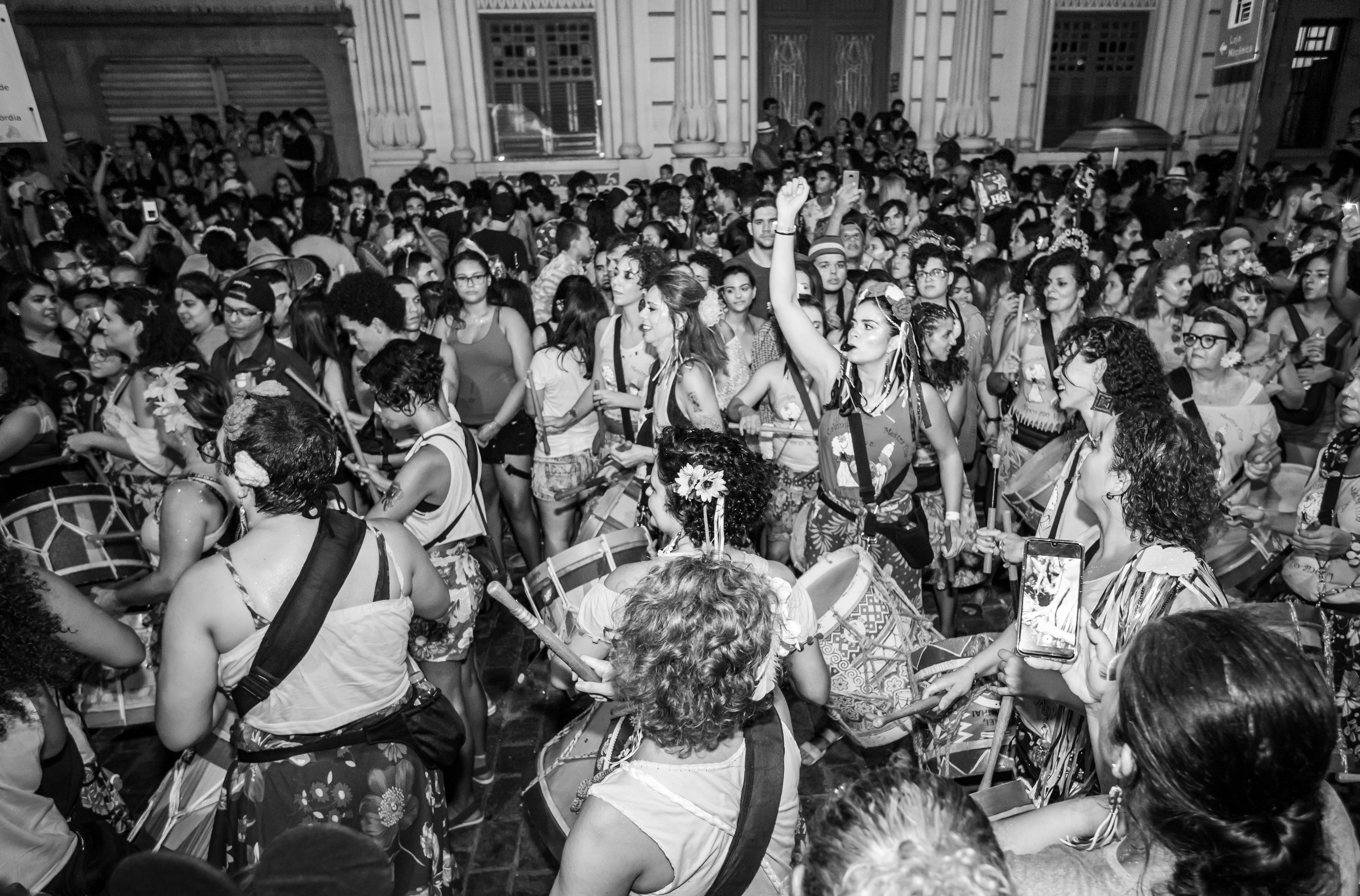 Grupo Revelação: história, sucessos e shows ao vivo