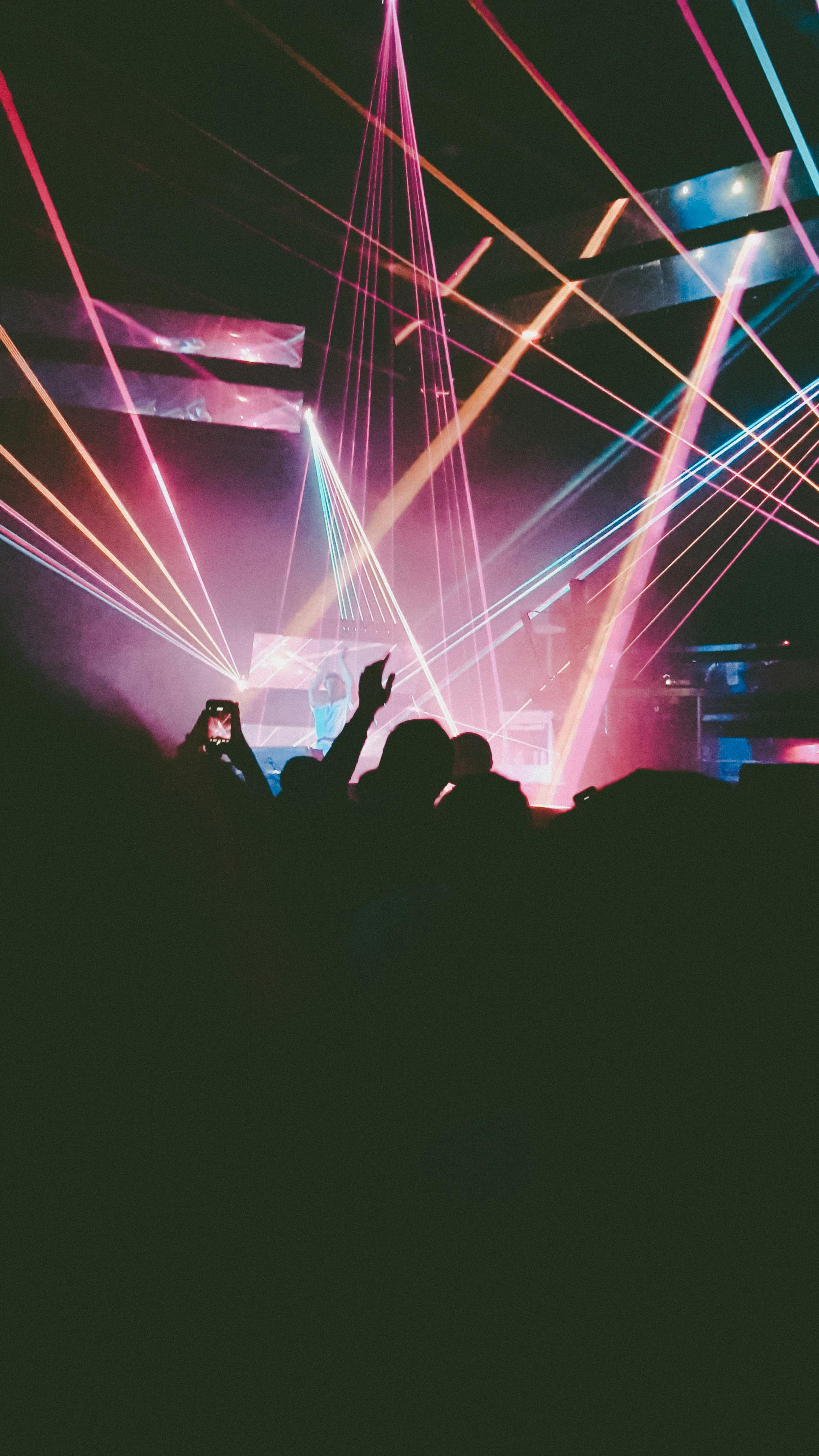 Dax J: intensidade, identidade e a força crua do techno atual