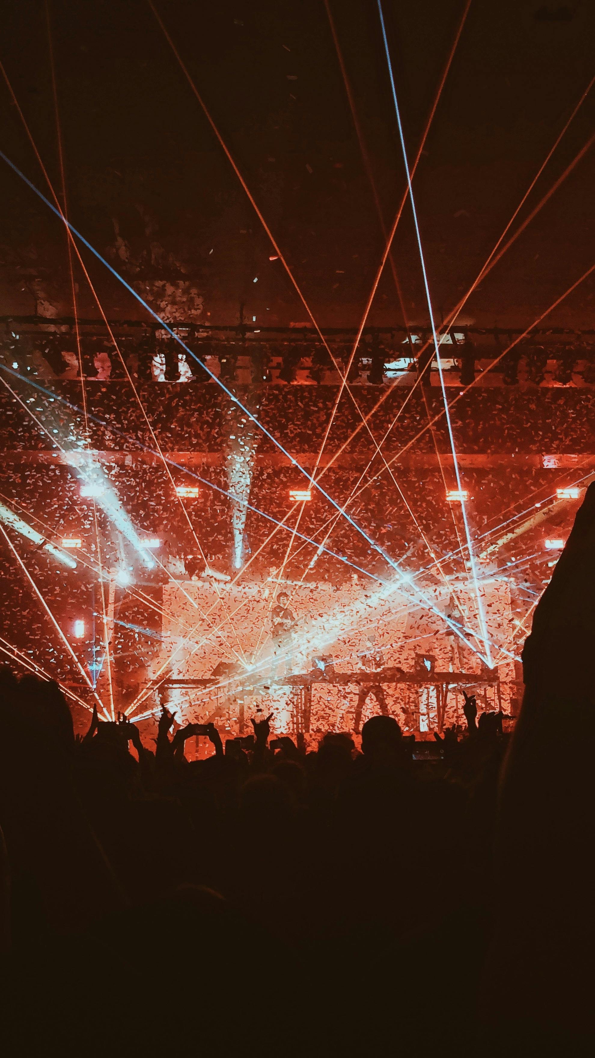 FJAAK: shows, ingressos e o impacto do techno ao vivo